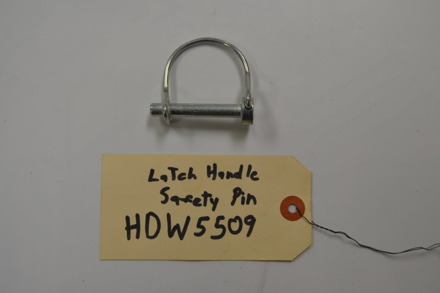 HDW05509 BOSS PIN,LATCH HANDLE SAFETY,RT-II