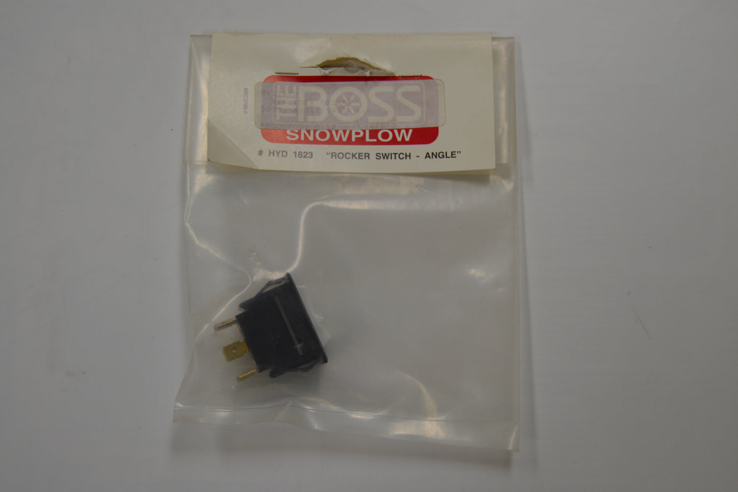 HYD01623 BOSS SWITCH,ROCKER/ANGLE(6-TERMINAL)