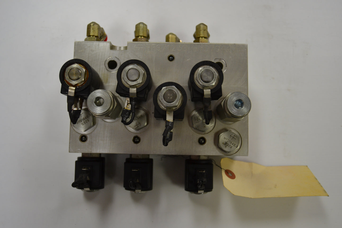 HYD07044 BOSS VALVE ASSY, RT3,V-BL,W/SH,W/GRD,10