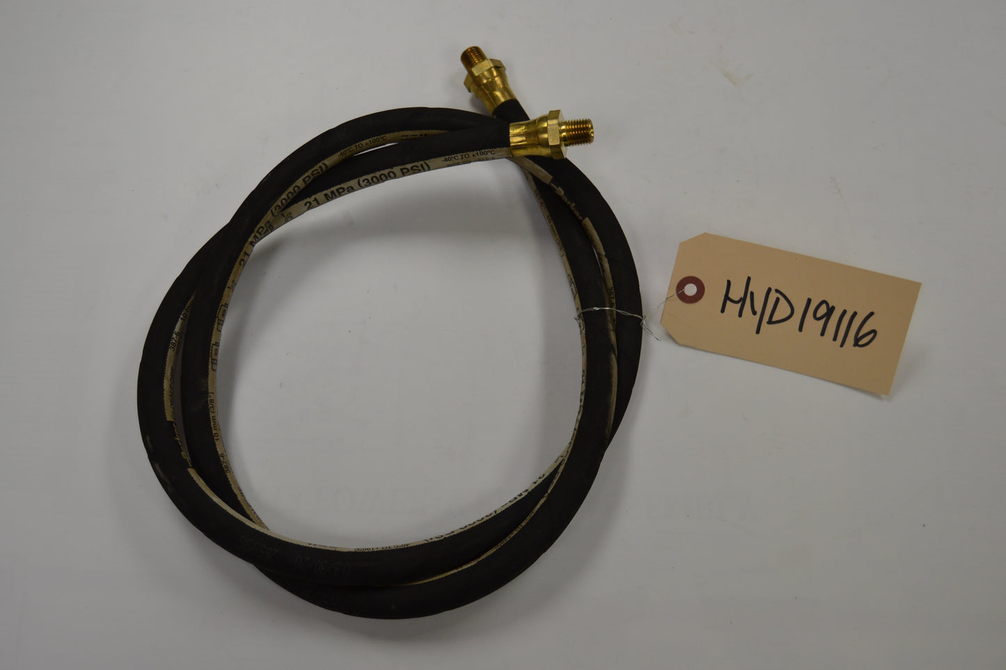 HYD19116 BOSS HOSE, 1/4MNPTX1/4MNPTX59-1/2