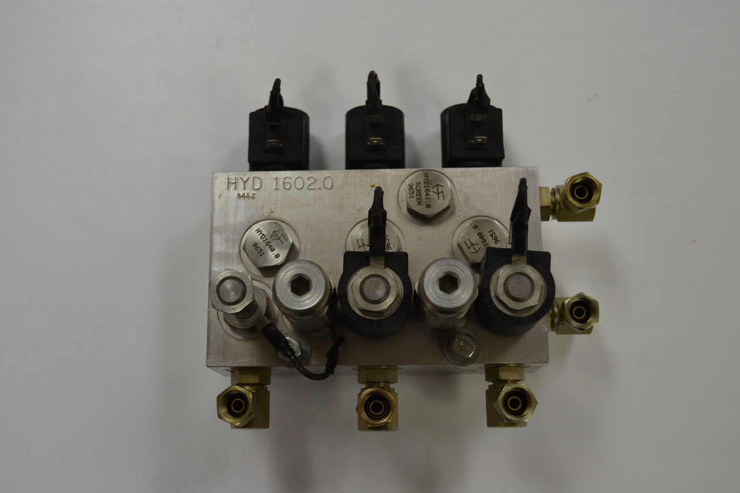 HYD01602 BOSS VALVE ASSY,PER V(CLEAR)(BEFORE SMRTHCH)