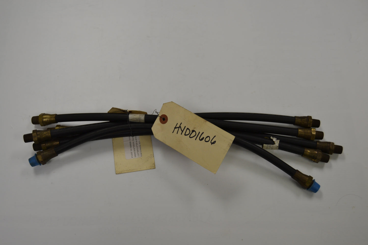 HYD01606 BOSS HOSE,1/4'X18",1/4"MPX1/4"MP